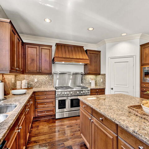 16602 Honeybee Drive Listing Image Thumbnail #7