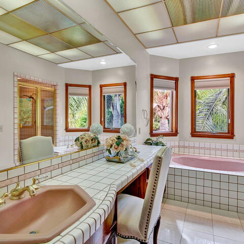 2836 N Kingsgate Drive Listing Image Thumbnail #24