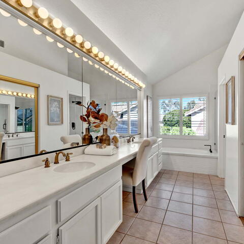 202 S Bayberry Street Listing Image Thumbnail #11