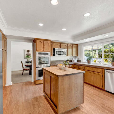 13271 Orange Knoll Drive Listing Image Thumbnail #10